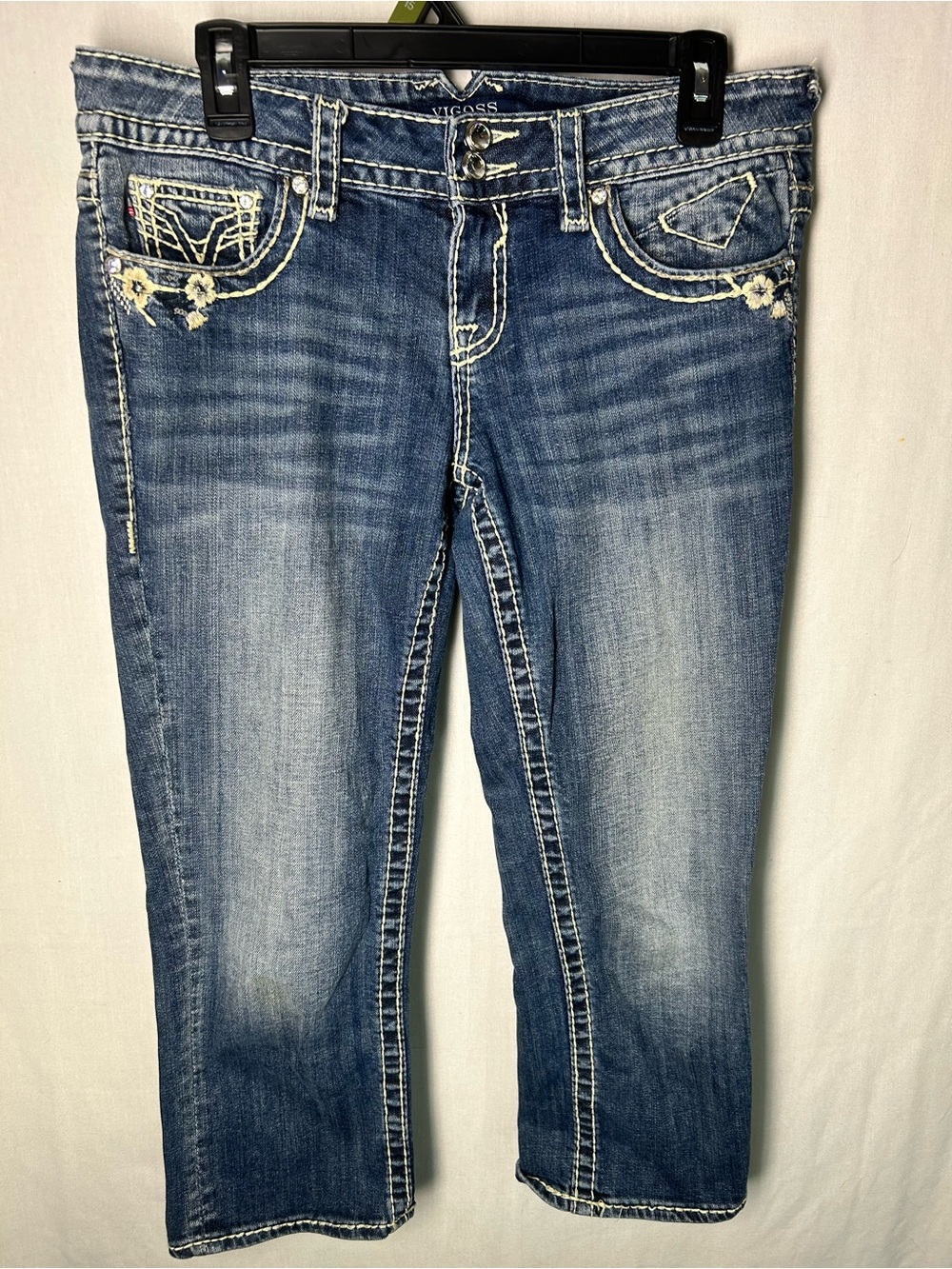 Vigoss Women's Blue Embroidered Straight-Leg Jeans